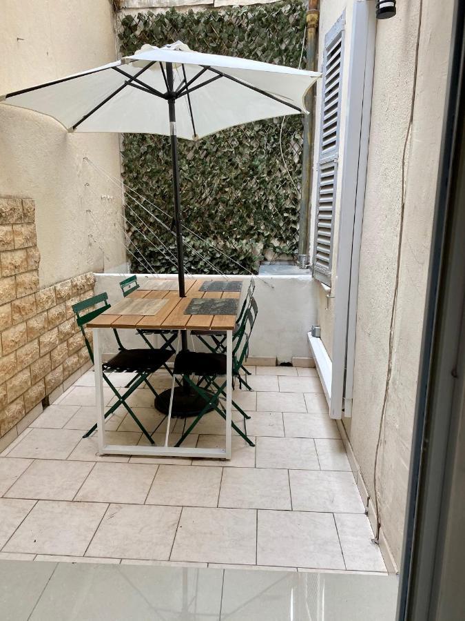 Appartement 2 Chambres - Suquet, Terrasse Et Parking Cannes Exteriör bild