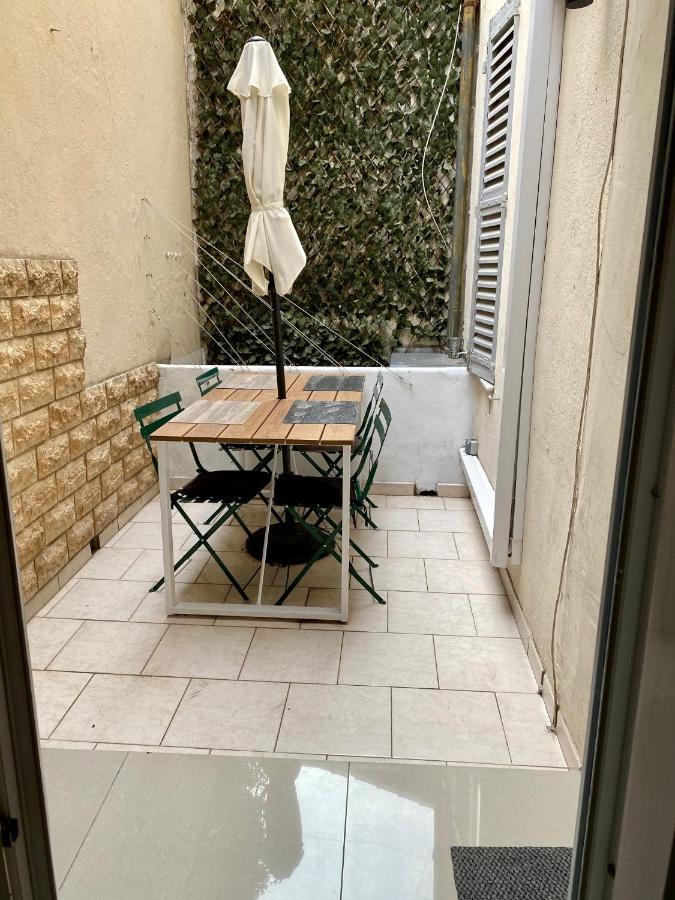 Appartement 2 Chambres - Suquet, Terrasse Et Parking Cannes Exteriör bild